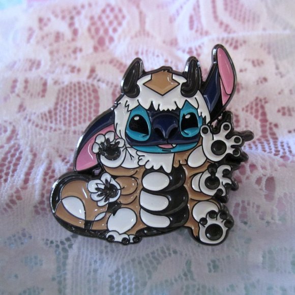 Appa Stitch Pin Brooch Badge~Hard Enamel - Picture 3 of 3